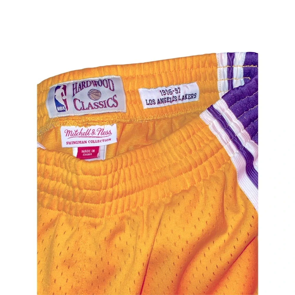 1996-97 LA LAKERS AUTHENTIC SWINGMAN SHORTS - Picture 2 of 2